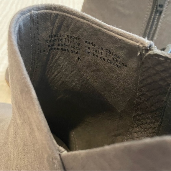 BC Footwear Python Embossed Booties - Picture 4 of 5